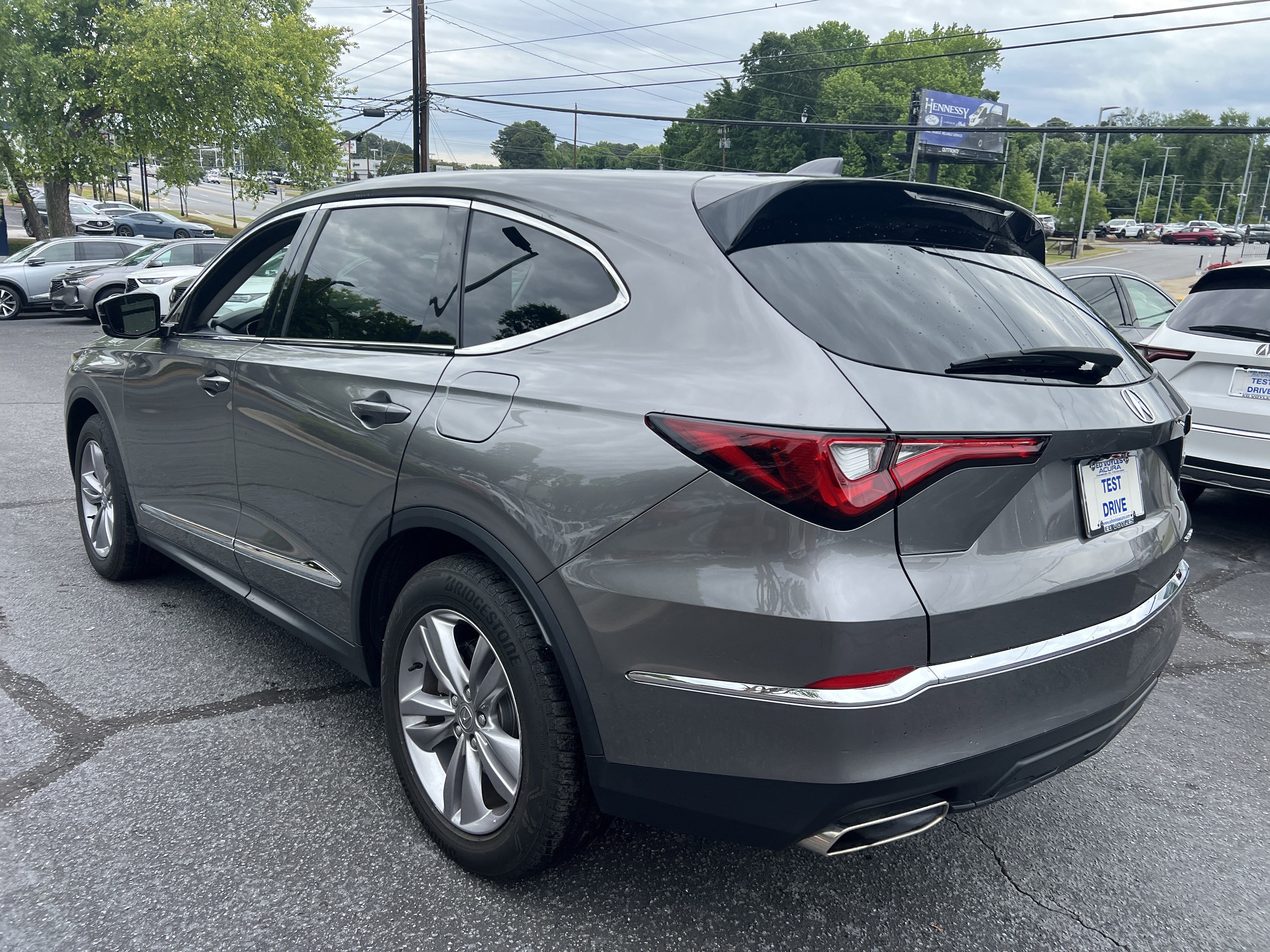 Certified 2023 Acura MDX SH-AWD image 3