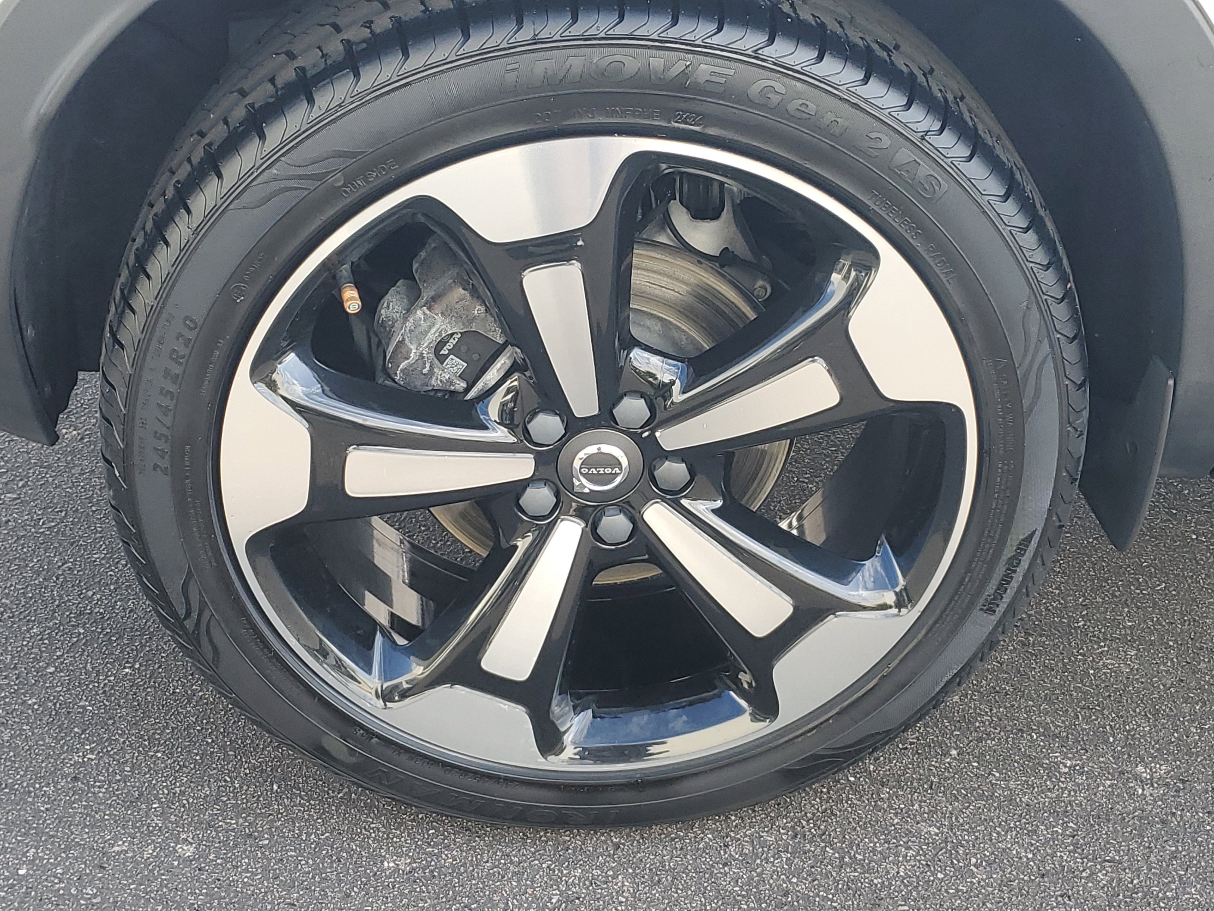 Used 2019 Volvo XC40 T5 Inscription image 7