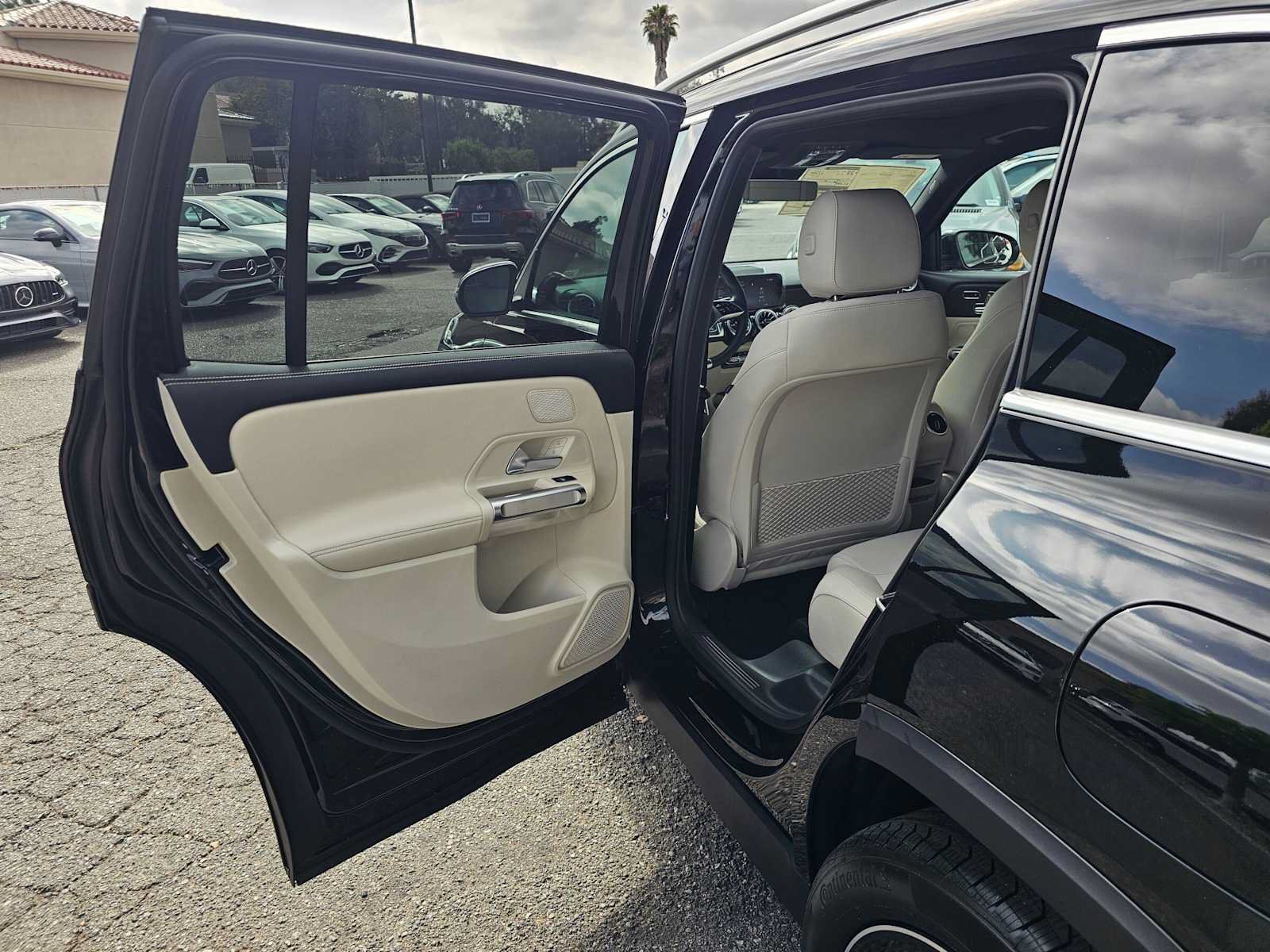 New 2026 Mercedes-Benz GLB 250 image 15