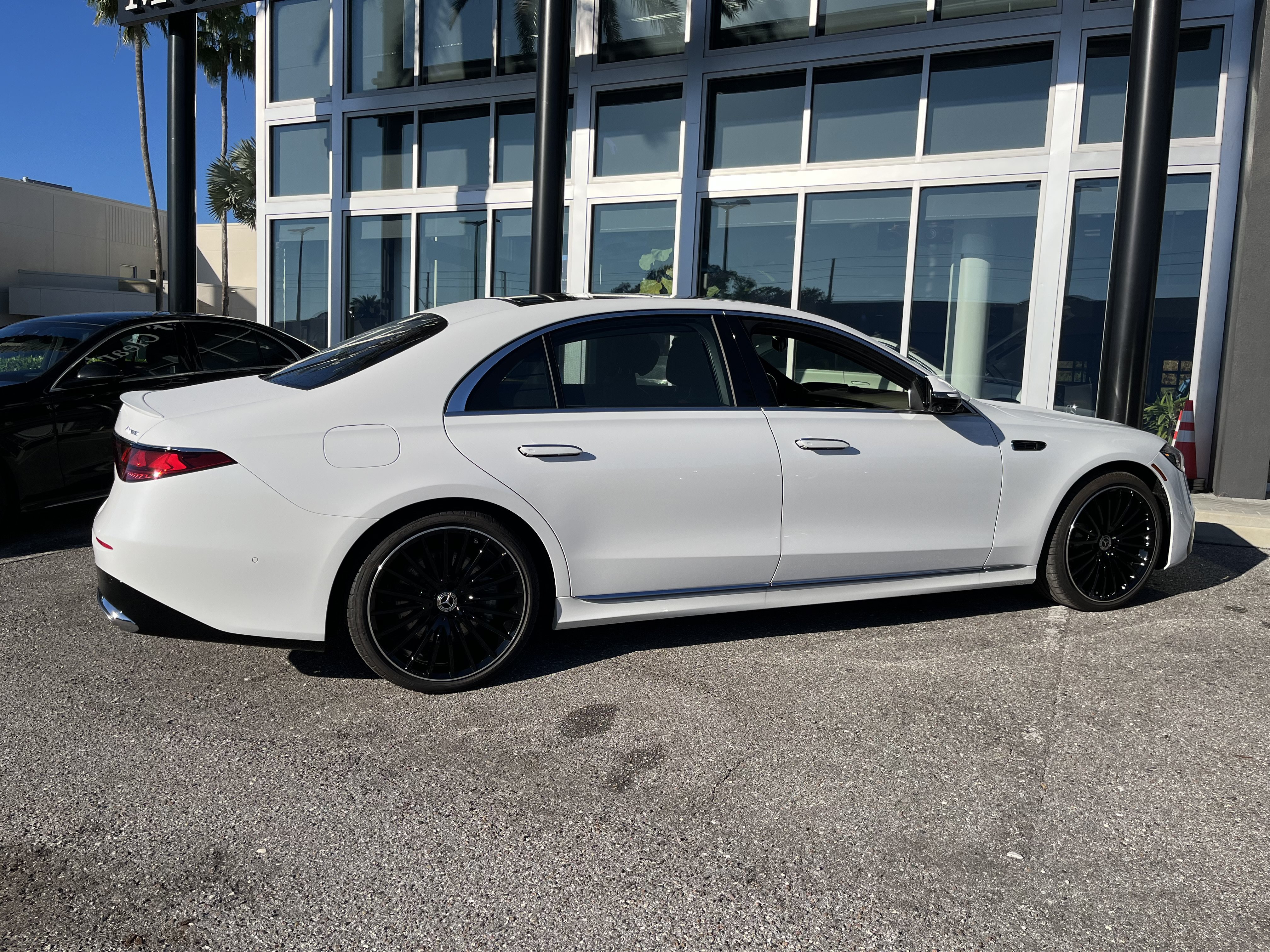 New 2027 Mercedes-Benz S 580 4MATIC Sedan image 6