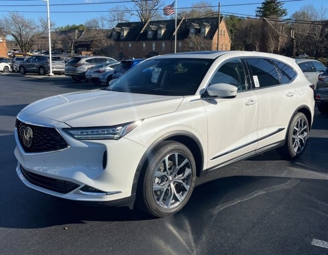 Used 2024 Acura MDX SH-AWD w/ Technology Package image 4