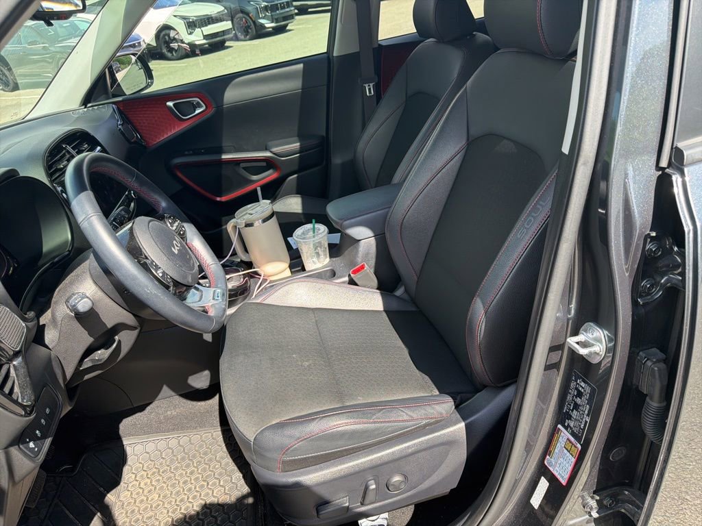 Certified 2023 Kia Soul GT-Line w/ GT-Line Technology Package FWD image 21