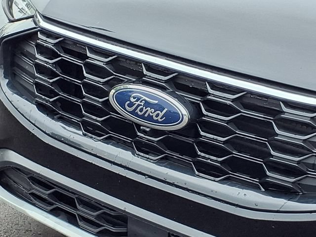 Used 2025 Ford Escape ST-Line Select AWD/4WD image 30