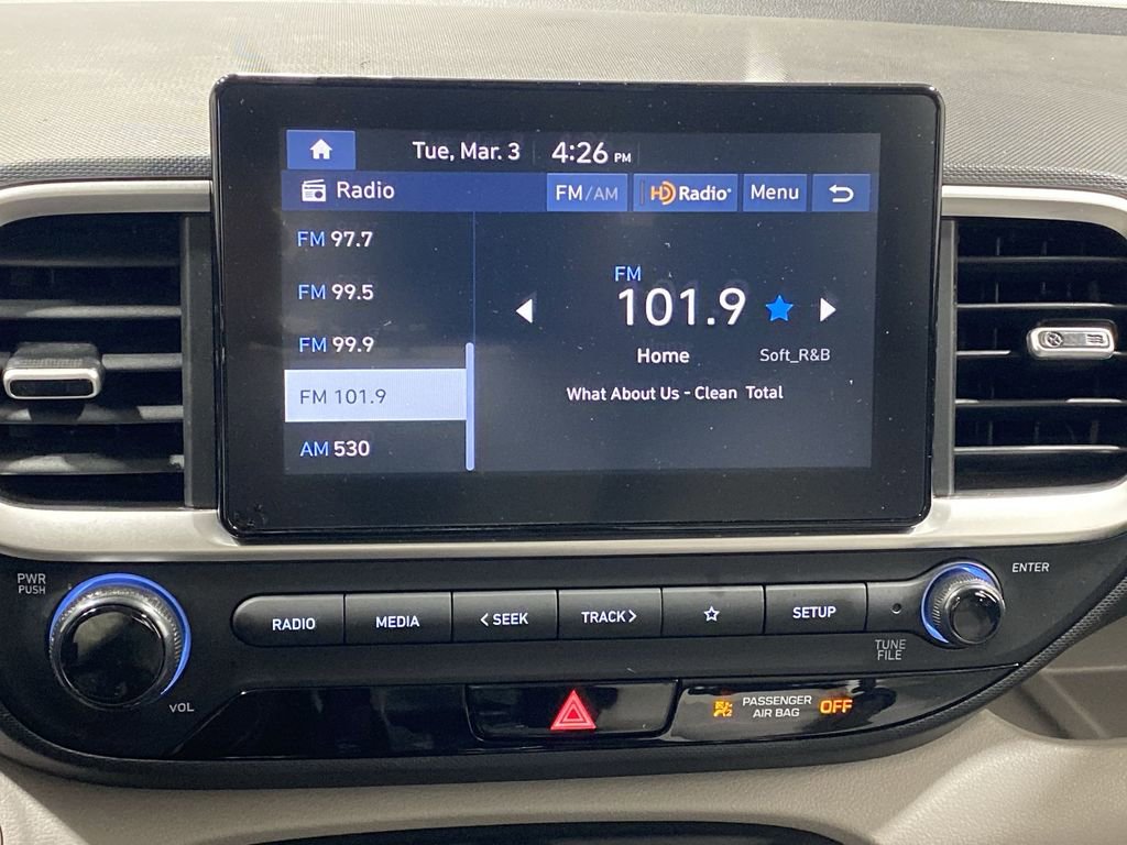 Used 2025 Hyundai Venue SEL image 12