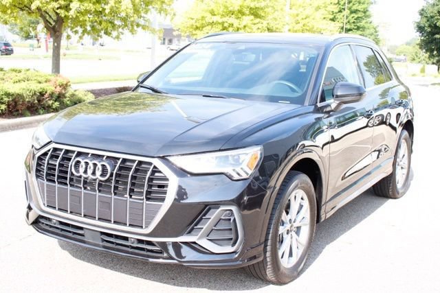 Used 2024 Audi Q3 2.0T Premium Plus AWD/4WD image 11