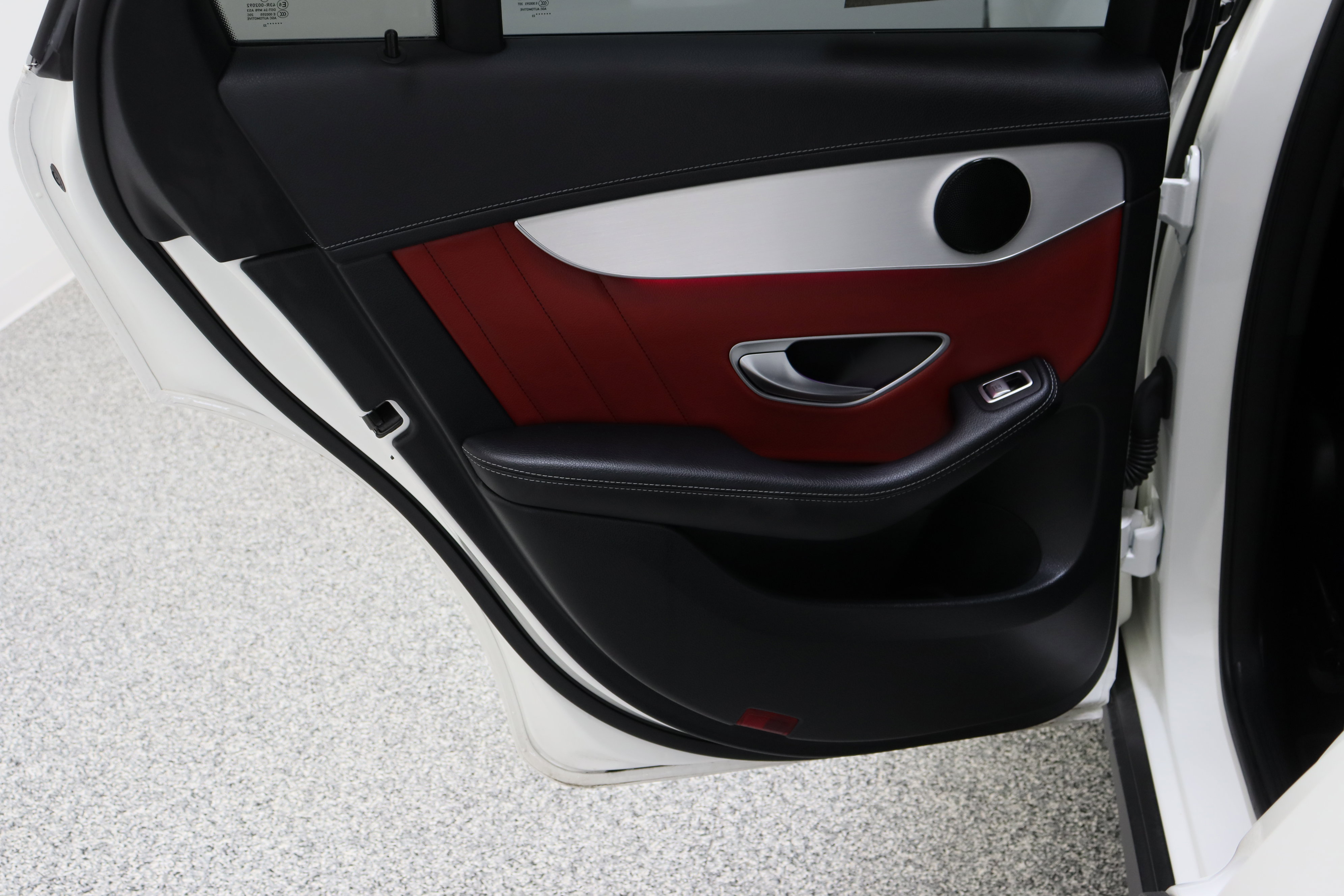 Used 2022 Mercedes-Benz GLC 300 4MATIC Coupe image 29