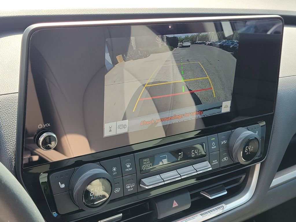 Used 2024 Toyota Grand Highlander AWD image 30