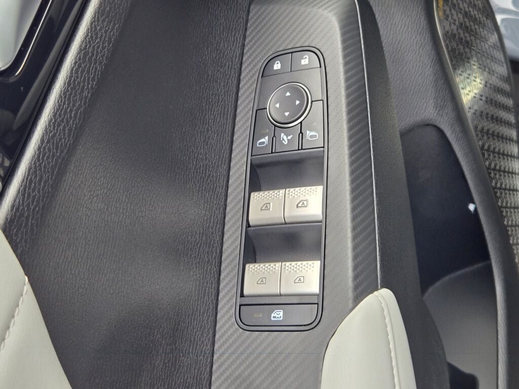New 2026 Mitsubishi Outlander SE AWD/4WD image 21