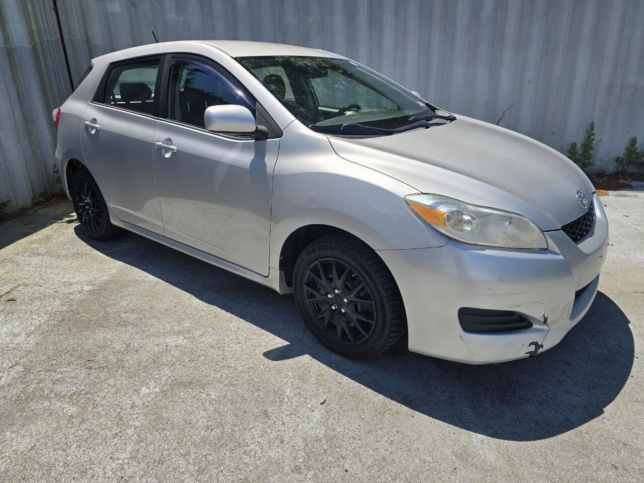 Used 2010 Toyota Matrix FWD image 7