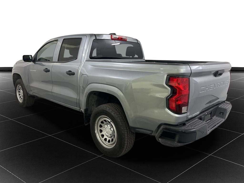 Used 2024 Chevrolet Colorado W/T image 3