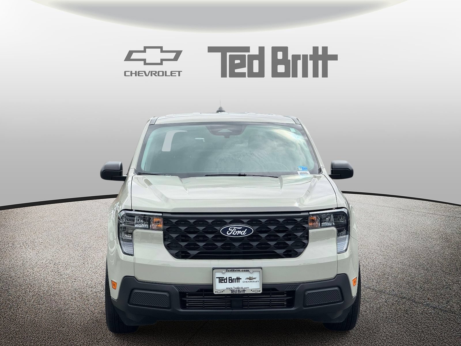 Used 2025 Ford Maverick XL w/ 4K Tow Package AWD/4WD image 2