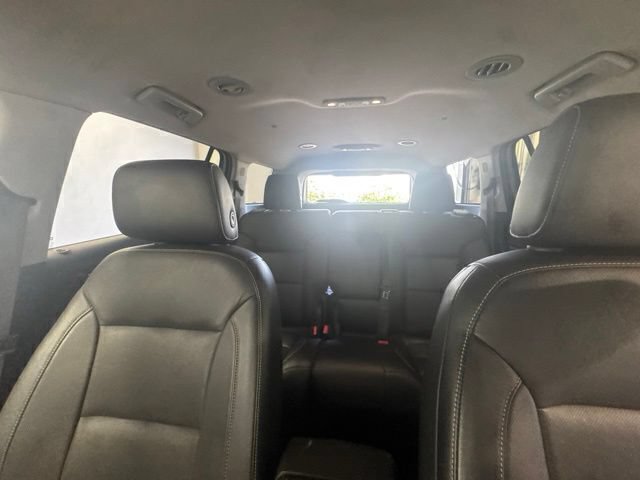 Used 2019 GMC Acadia SLT FWD image 16