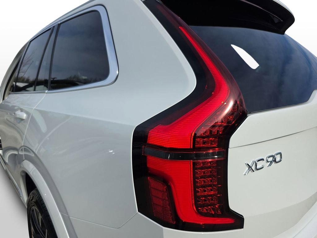 New 2026 Volvo XC90 B6 Ultra w/ Protection Package image 47