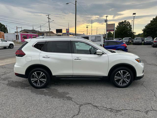 Used 2018 Nissan Rogue SL AWD/4WD image 4