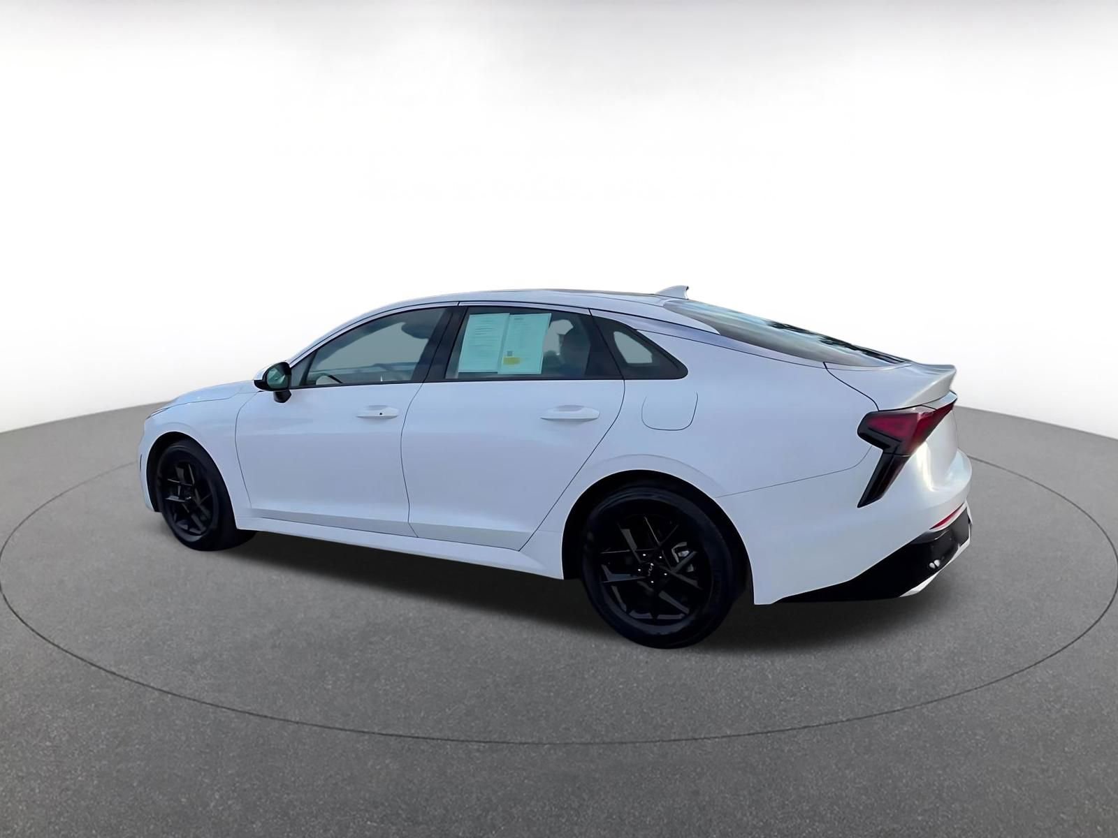 Used 2025 Kia K5 LXS image 10