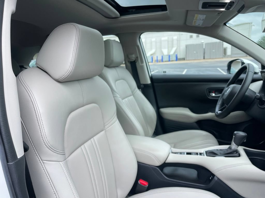 Used 2025 Honda HR-V EX-L image 31