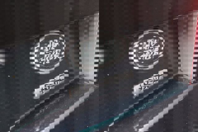 Used 2017 Land Rover Discovery HSE image 9