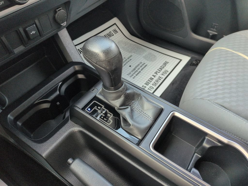 Used 2023 Toyota Tacoma SR AWD/4WD image 24