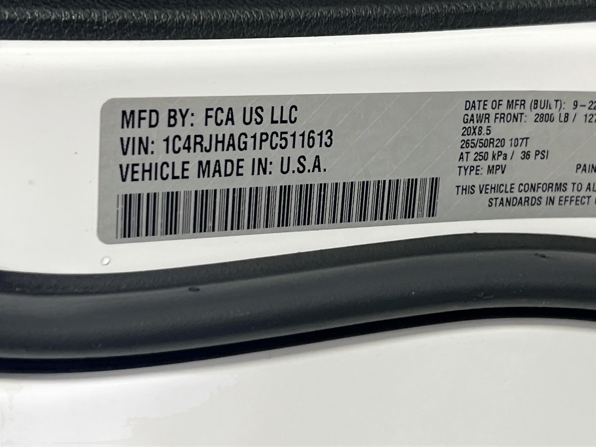 Used 2023 Jeep Grand Cherokee Altitude AWD/4WD image 31