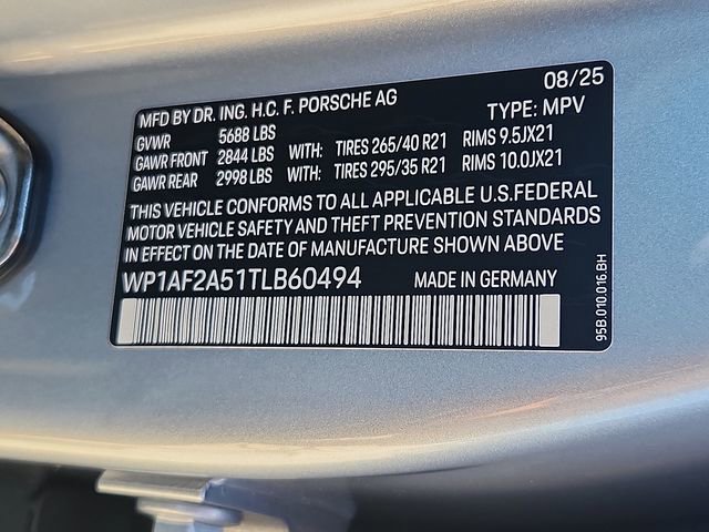 New 2026 Porsche Macan GTS image 21