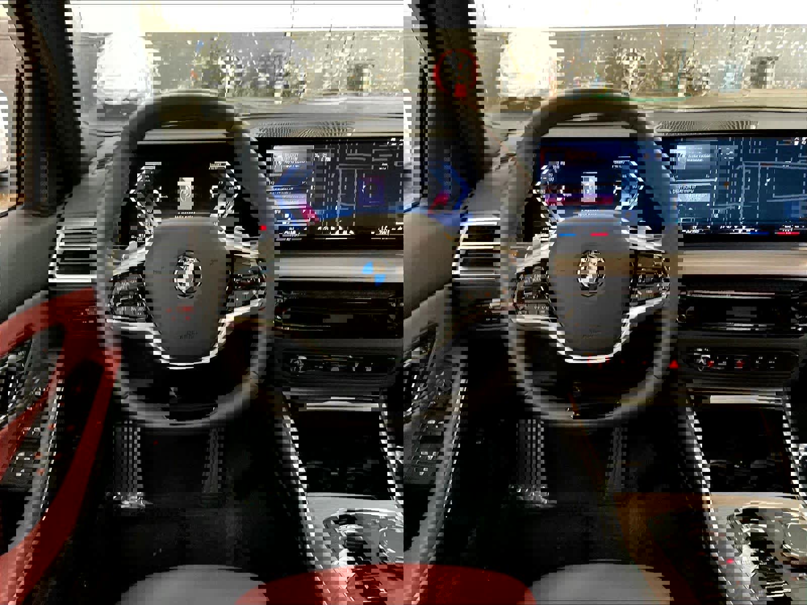 Used 2025 BMW 330i Sedan w/ Premium Package image 8