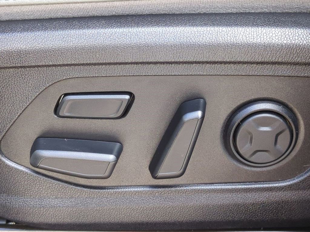 Used 2024 Kia Sorento SX Prestige w/ Sage Leather Package image 20