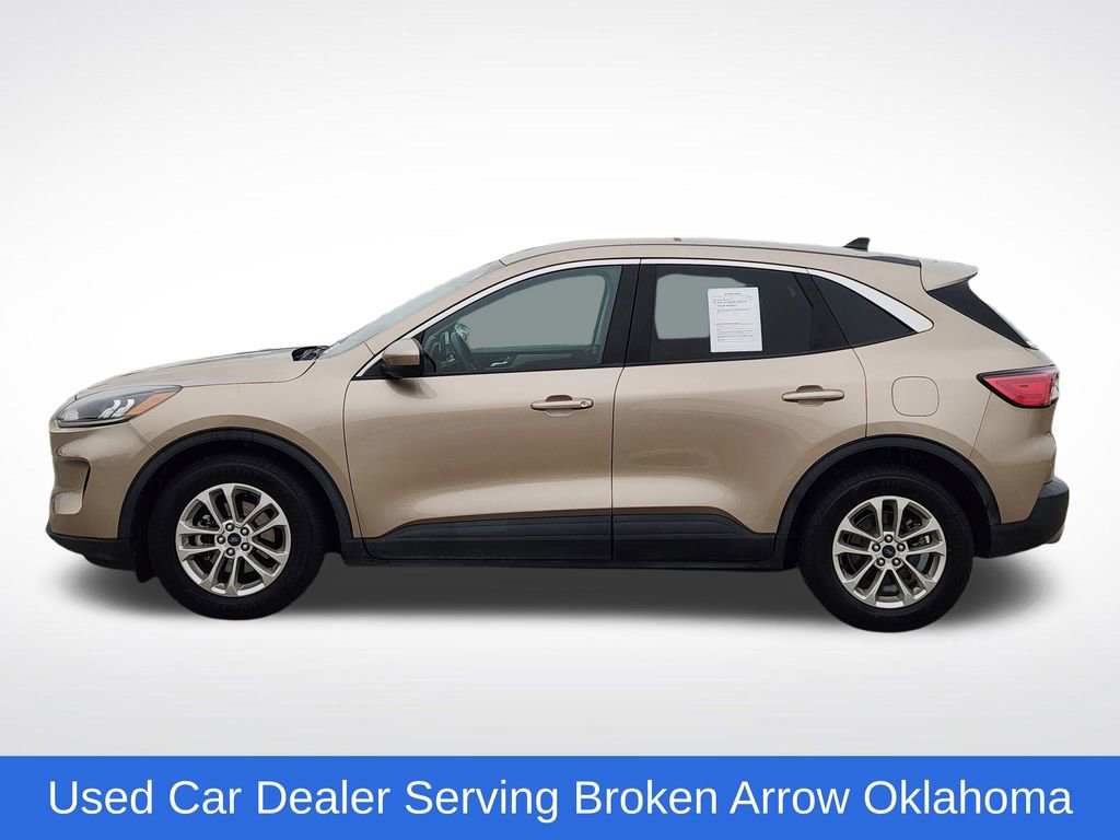 Used 2021 Ford Escape SE w/ Convenience Package image 4