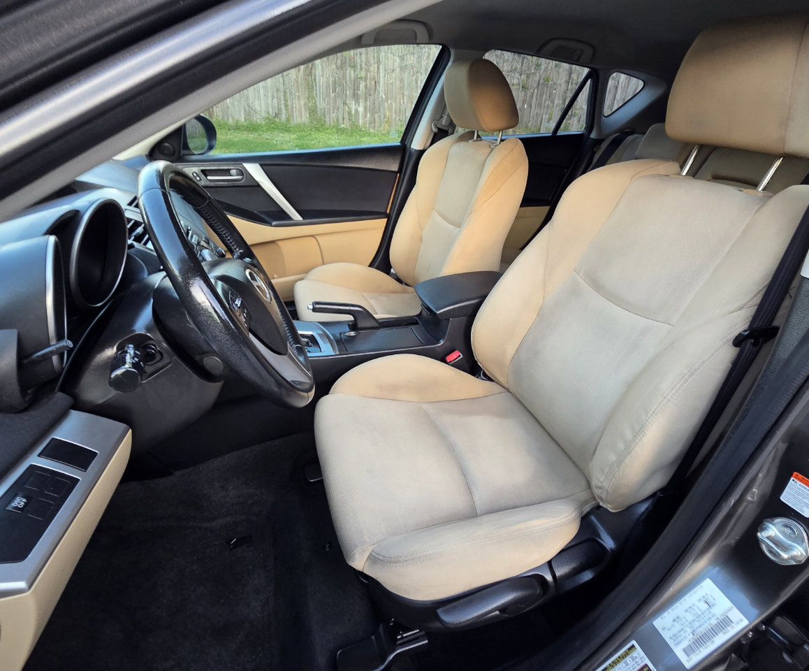 Used 2010 MAZDA MAZDA3 s Sport image 12