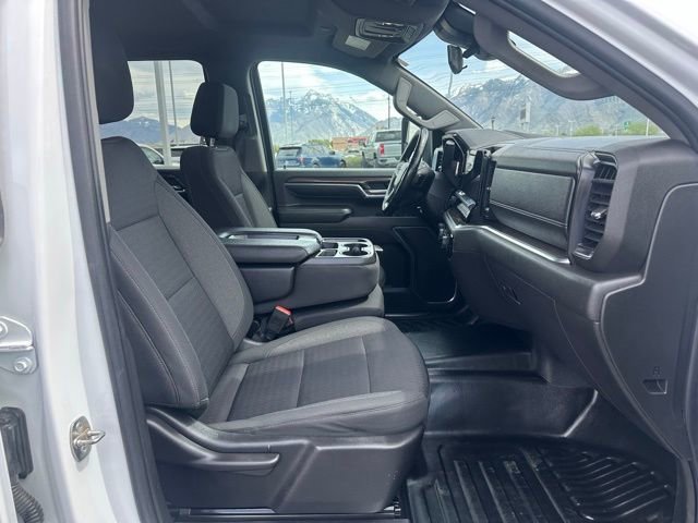 Used 2024 Chevrolet Silverado 2500 LT w/ Convenience Package image 16