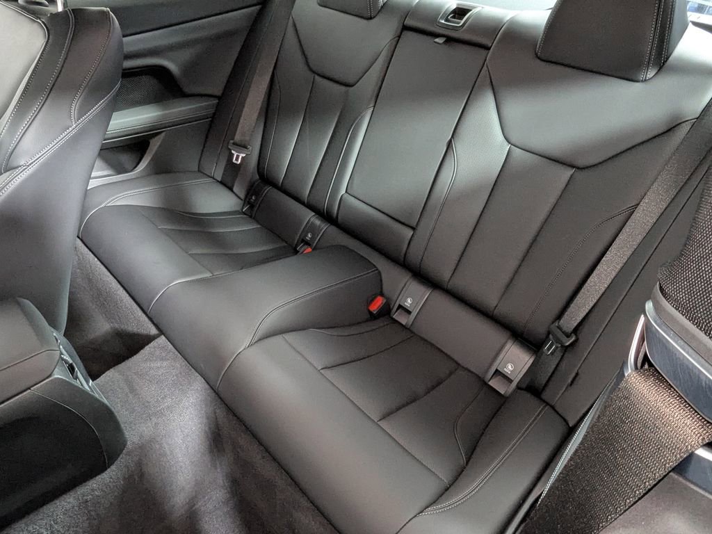 Used 2025 BMW 430i xDrive Coupe w/ M Sport Package image 40