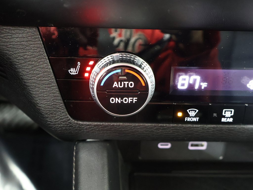 Used 2022 Mitsubishi Outlander SEL Black Edition image 49