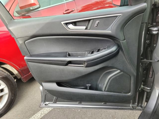 Used 2023 Ford Edge SEL image 28