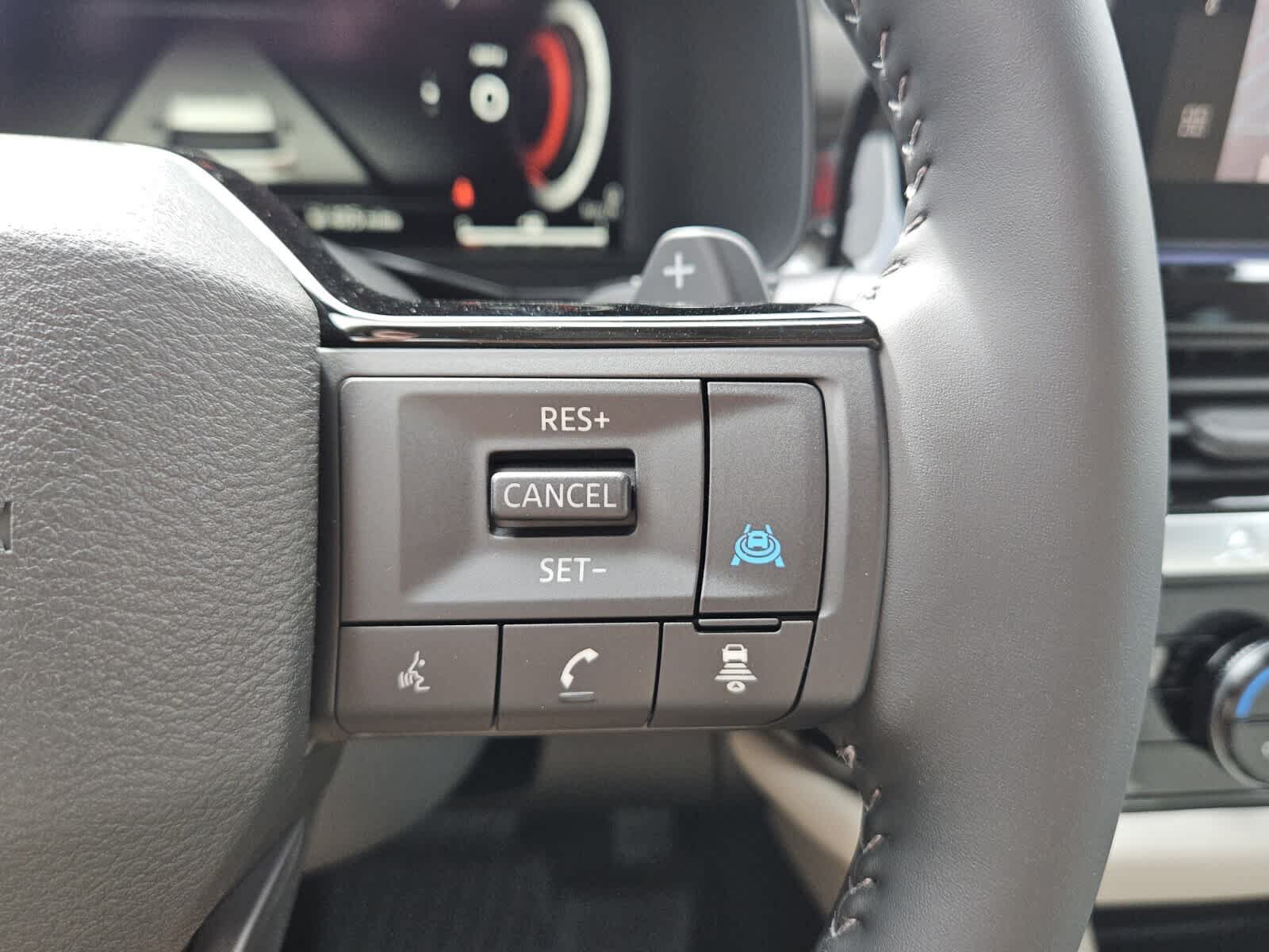 New 2026 Nissan Pathfinder SL FWD image 13