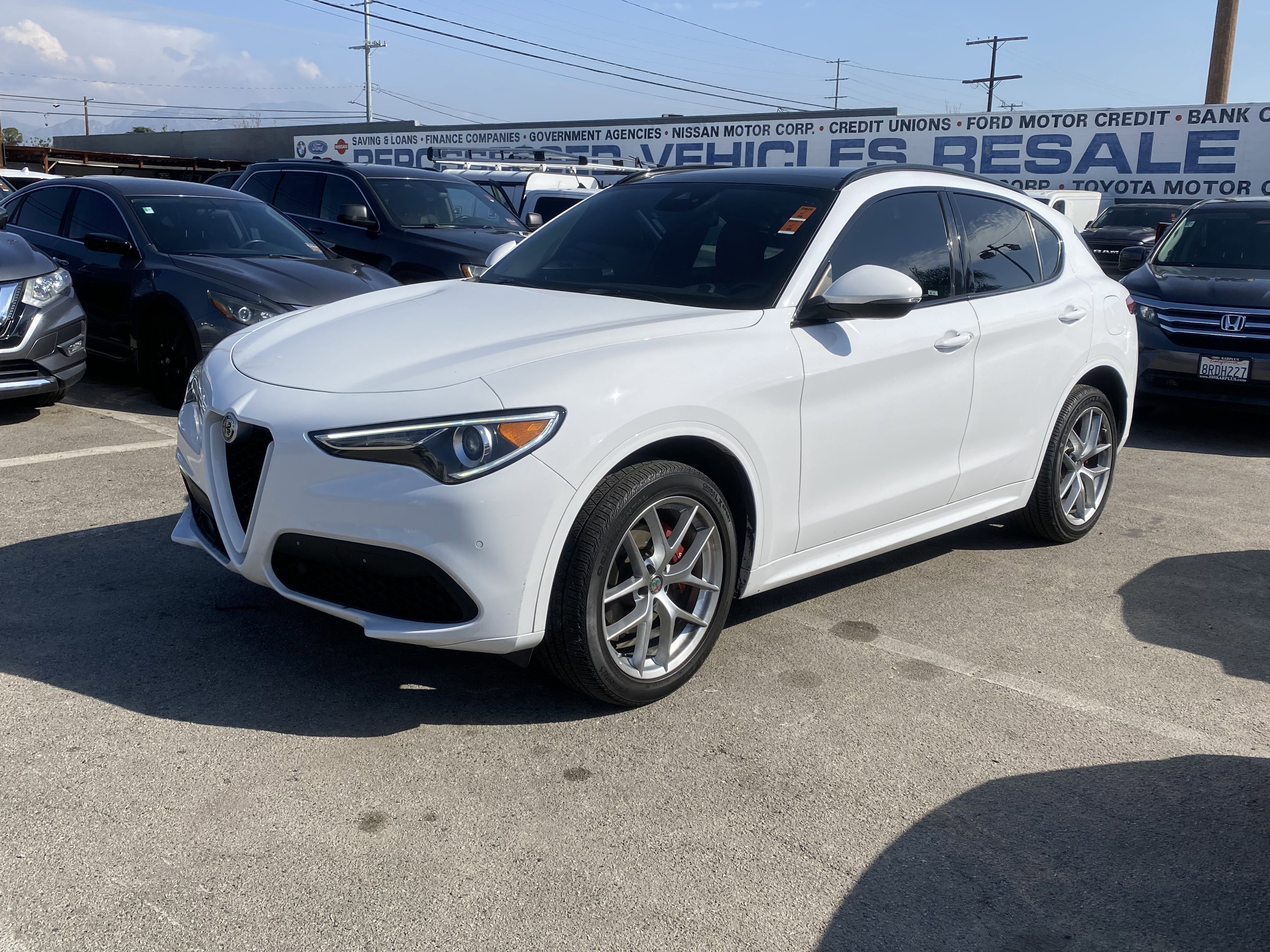 Used 2020 Alfa Romeo Stelvio Ti Sport w/ Quick Order Package 22S Sport image 2