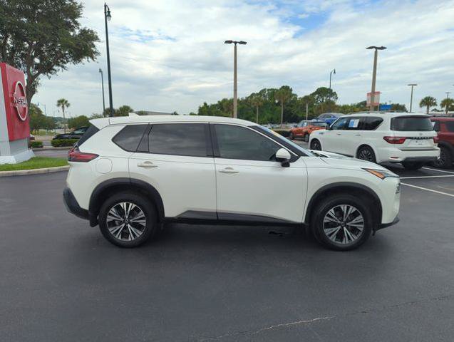 Certified 2021 Nissan Rogue SV FWD image 3