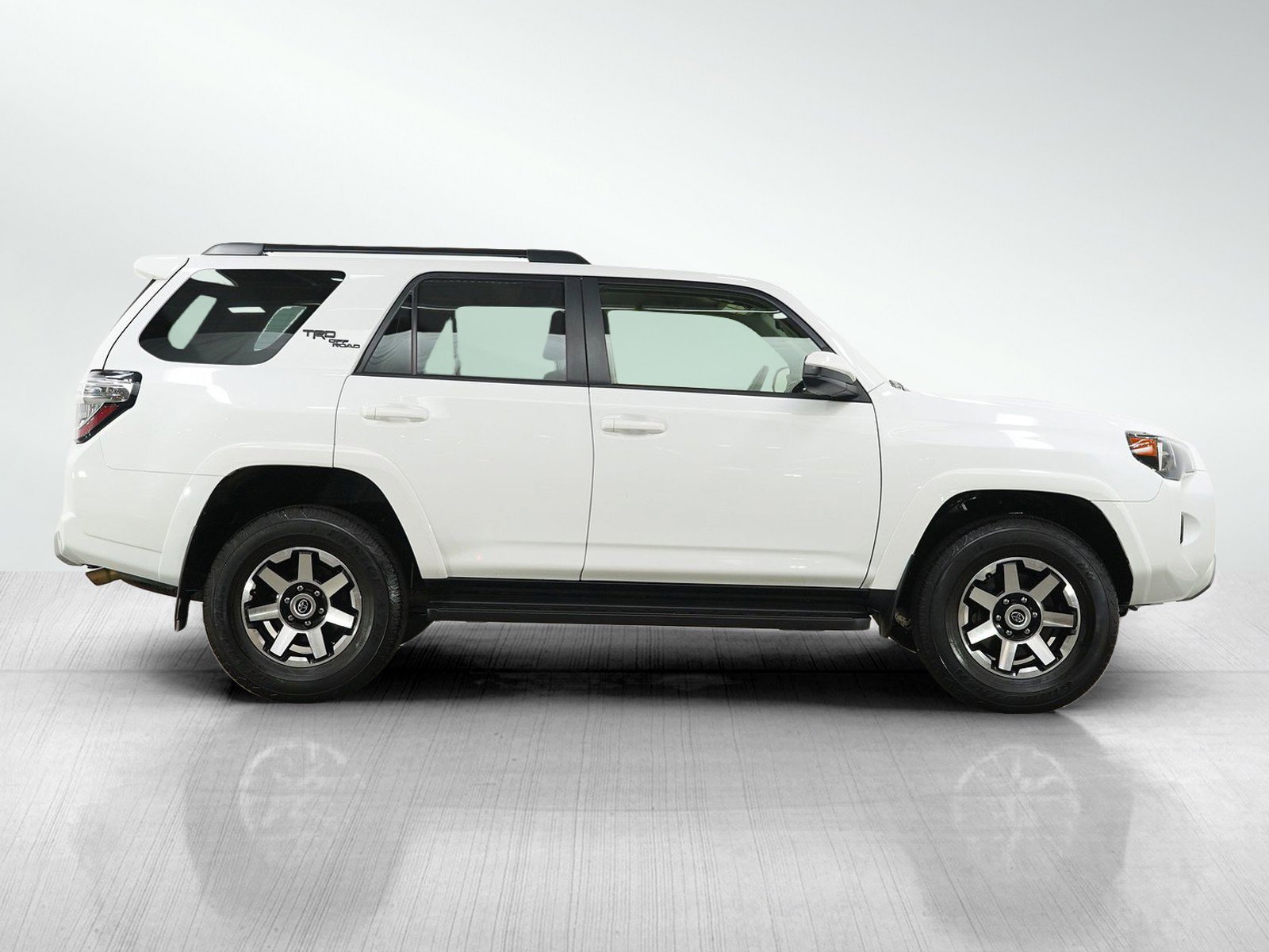 Used 2024 Toyota 4Runner TRD Off-Road AWD/4WD image 6