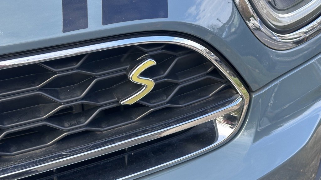 Used 2023 MINI Cooper Countryman SE w/ Signature Upholstery Package image 12