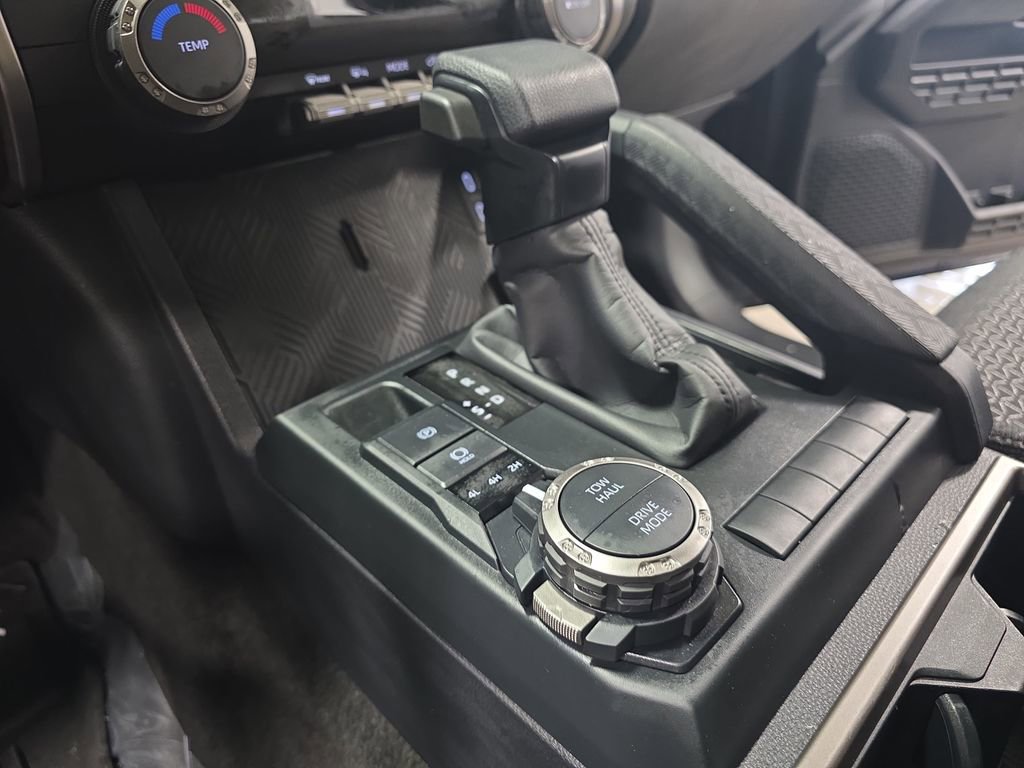 Used 2025 Toyota 4Runner SR5 image 23