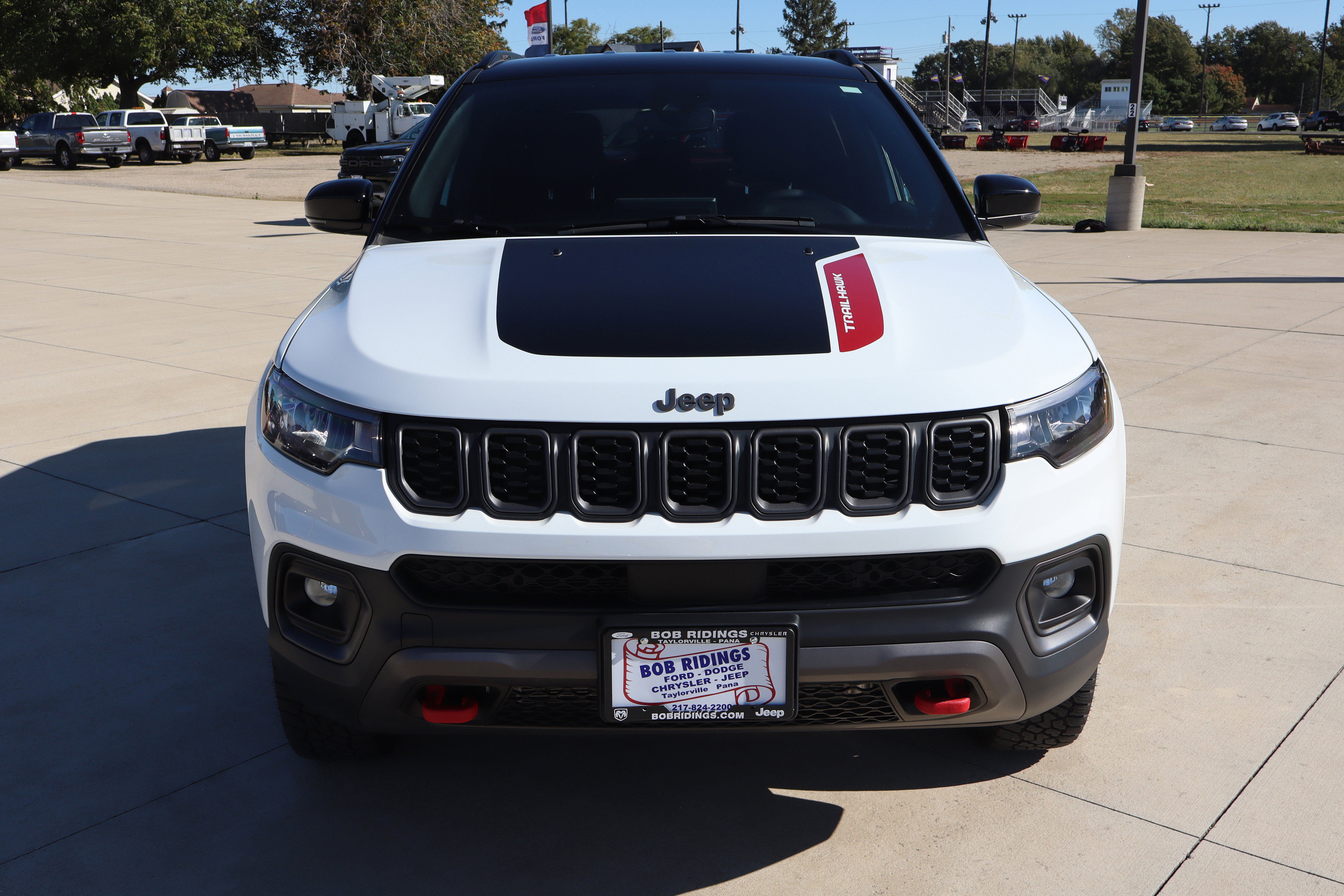 Used 2024 Jeep Compass Trailhawk w/ Trailhawk Convenience Group image 3