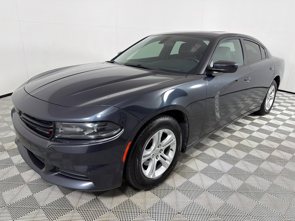 Used 2019 Dodge Charger SXT w/ Leather Interior Group image 9