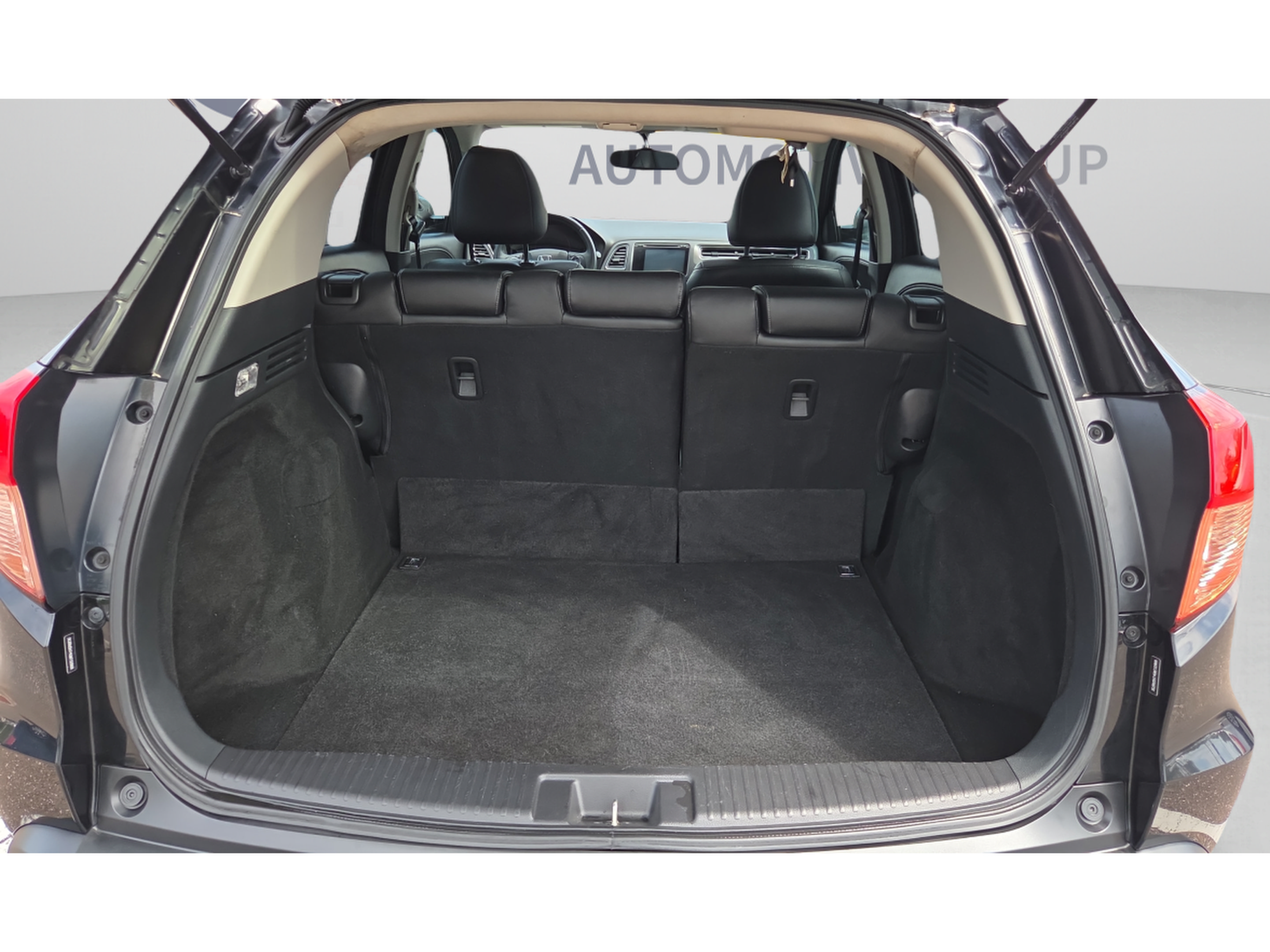 Used 2016 Honda HR-V EX-L image 14