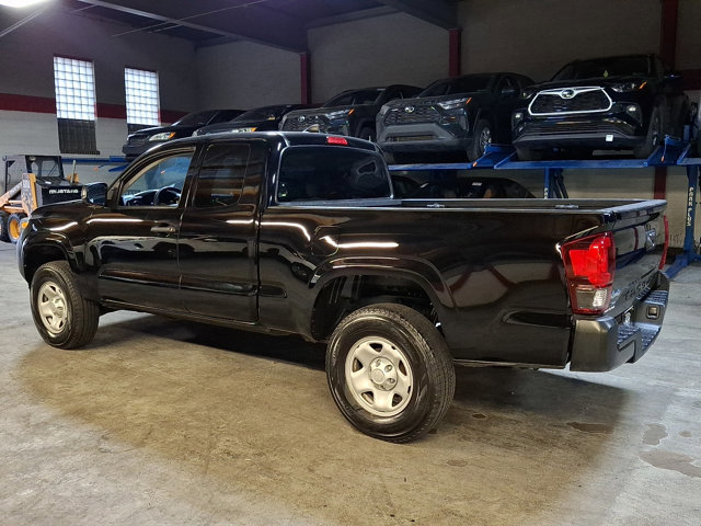 Used 2019 Toyota Tacoma SR AWD/4WD image 5