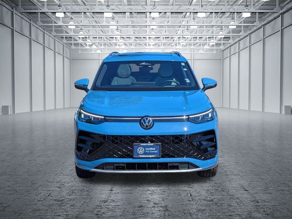 Certified 2025 Volkswagen Tiguan SEL R-Line AWD/4WD image 8