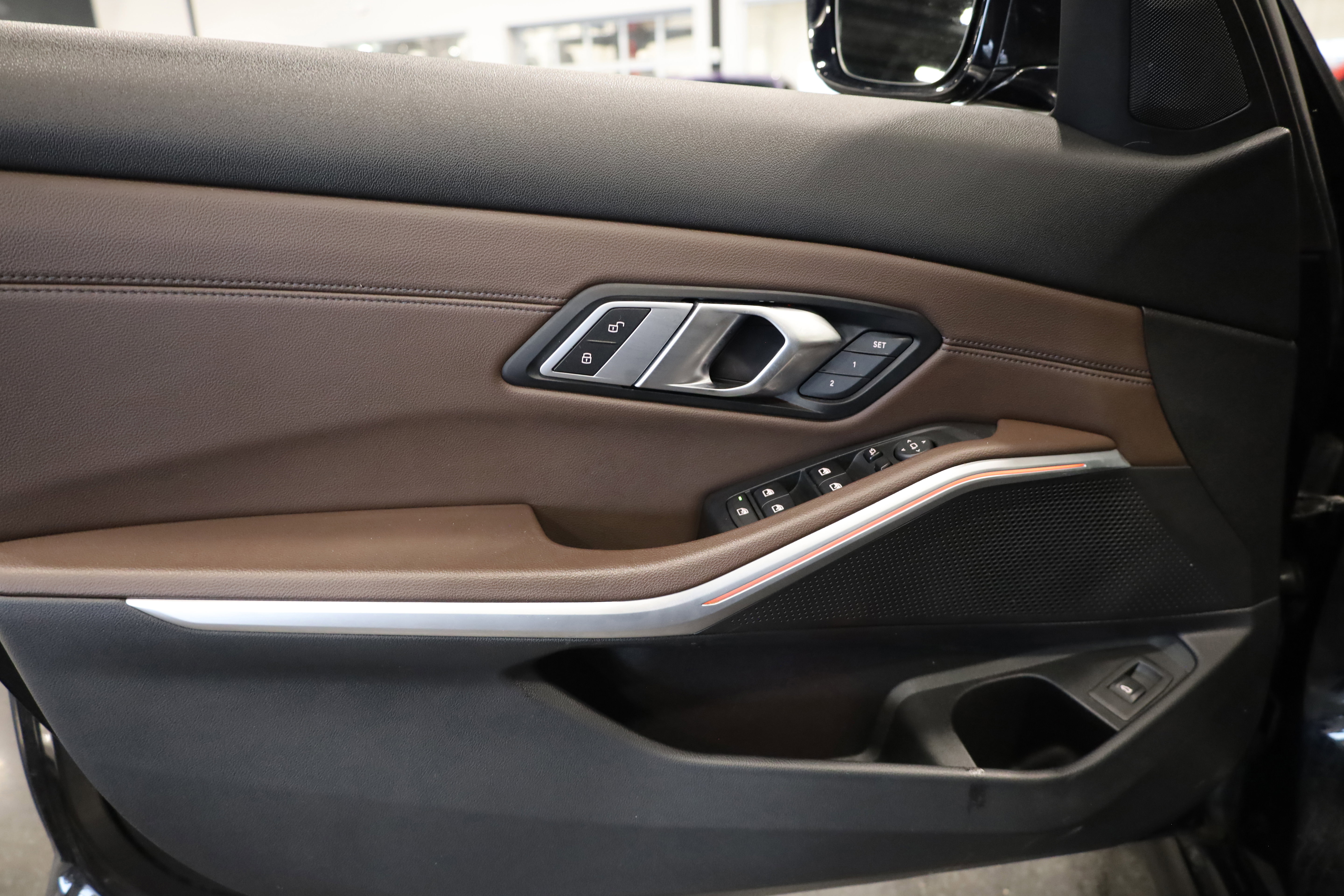 Used 2020 BMW 330i xDrive Sedan w/ Premium Package image 14