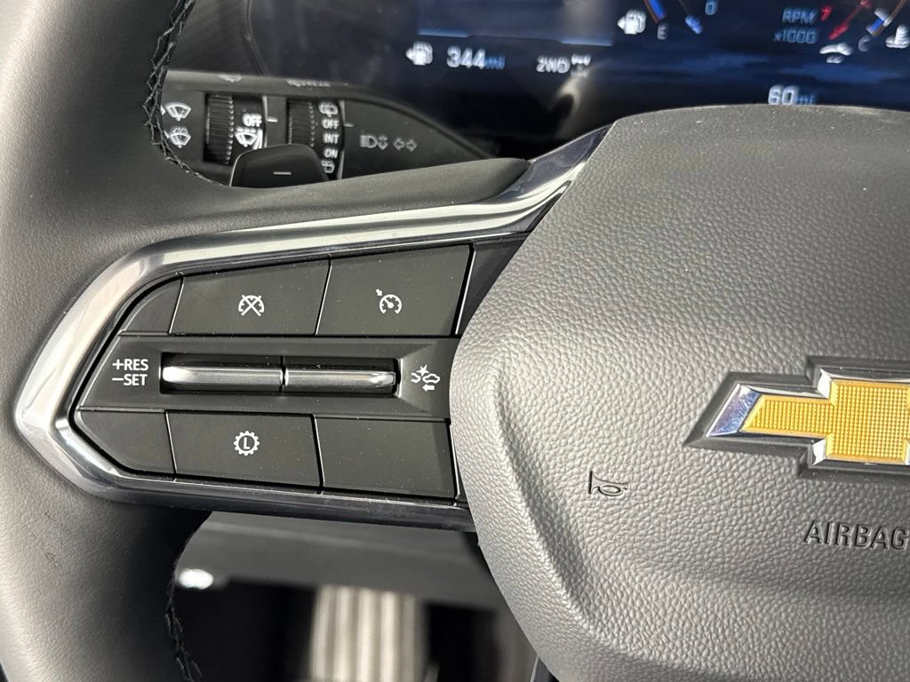 New 2026 Chevrolet Equinox LT w/ Convenience Package II AWD/4WD image 11