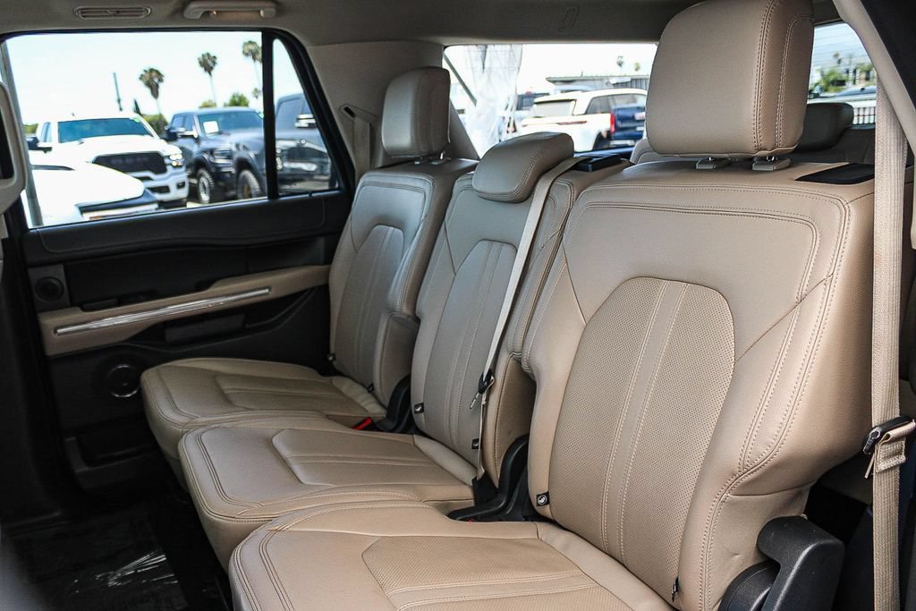 Used 2024 Ford Expedition Max Limited RWD image 19