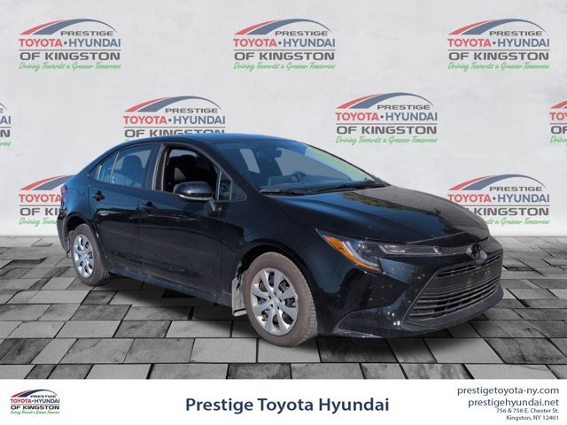Used 2025 Toyota Corolla LE