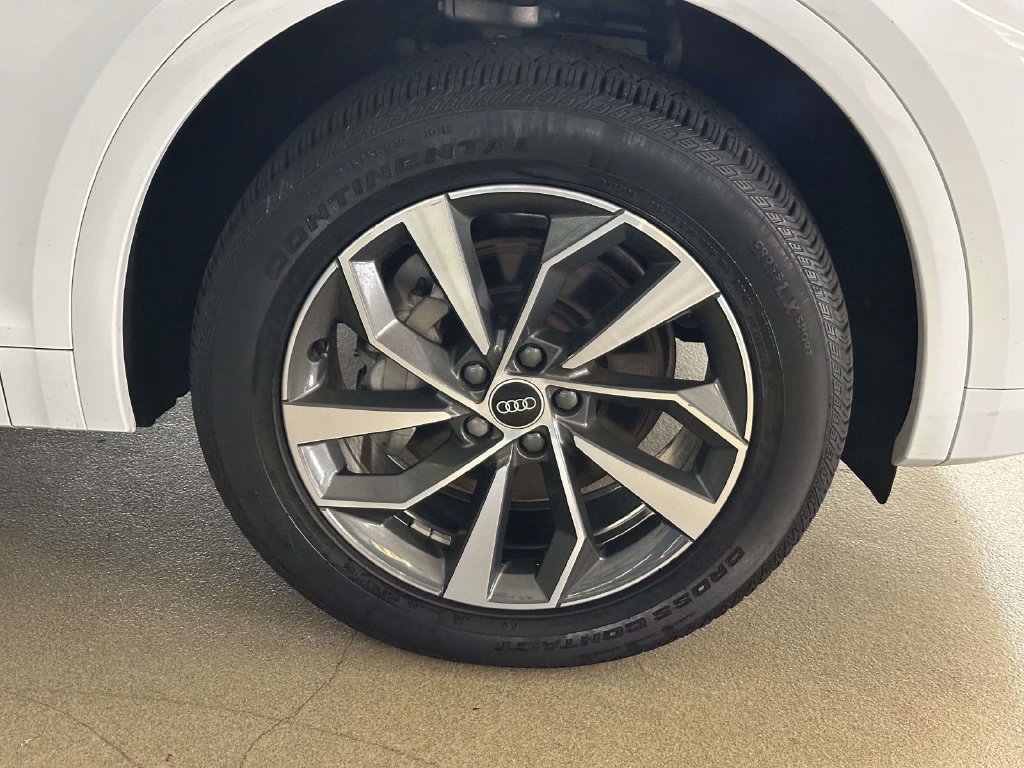 Used 2021 Audi Q5 Premium Plus w/ Premium Plus Package AWD/4WD image 12