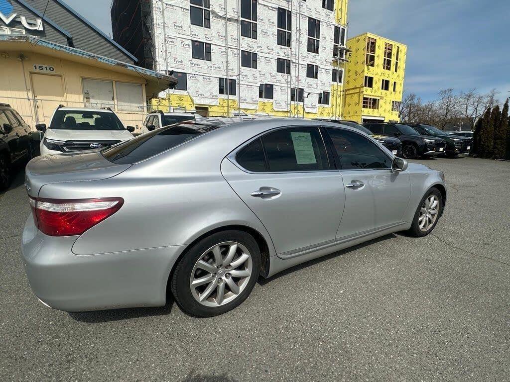 Used 2008 Lexus LS 460 image 7