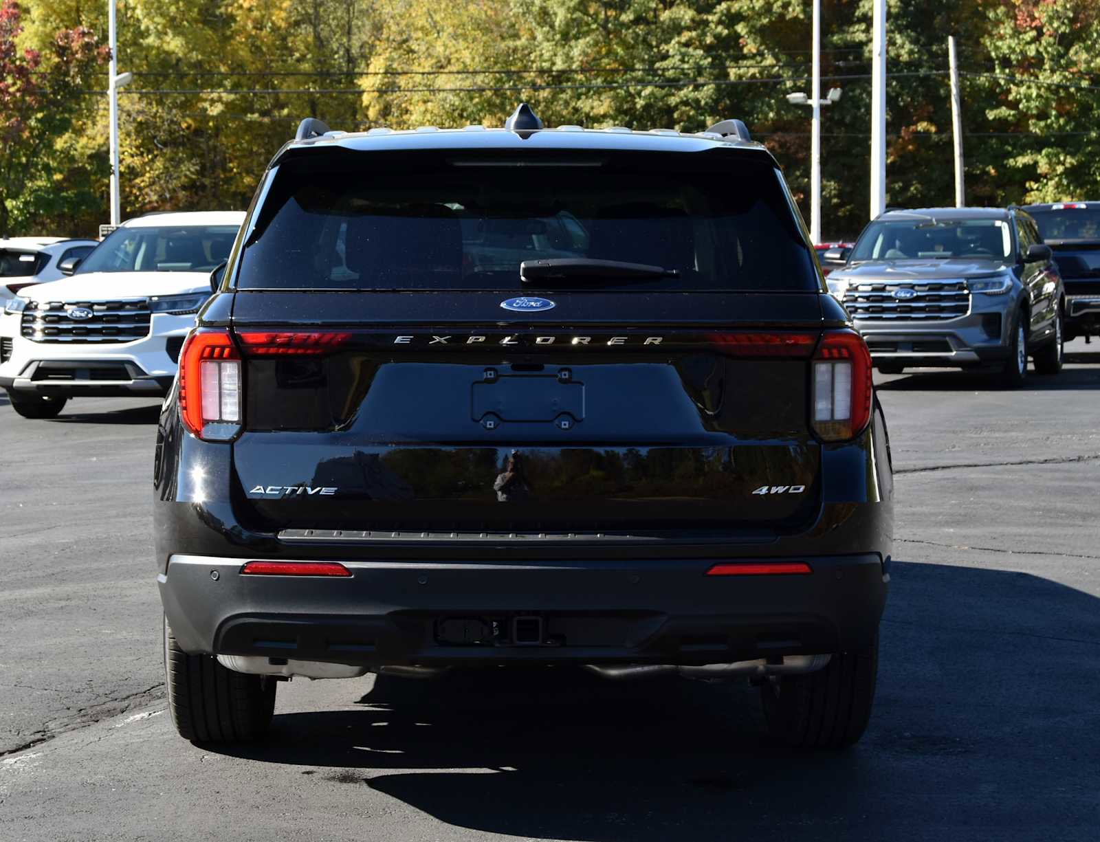 New 2026 Ford Explorer Active image 4